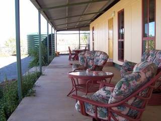 Bond Springs Outback Retreat Hotel อลิซสปริงส์ ภายนอก รูปภาพ